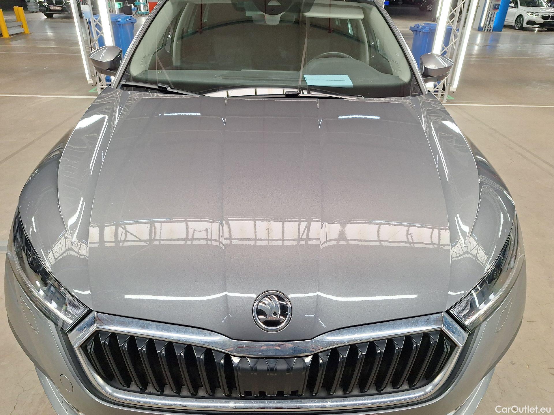  Skoda  Octavia Skoda,  Combi '20, Skoda  Combi 2.0 CRTDI 85kW DSG7 Clever 5d #1