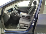  Volkswagen  Golf  Volkswagen VIII 1.0 eTSI 81kW Life Business DSG 5d #3