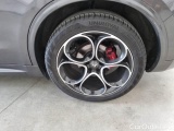  Alfa Romeo   STELVIO ALFA ROMEO / 2017 / 5P / SUV 2.2 TD 210 CV VELOCE AT8 Q4 #67