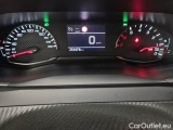  Peugeot  2008 PEUGEOT  / 2019 / 5P / CROSSOVER BLUEHDI 110 ALLURE S/S #4