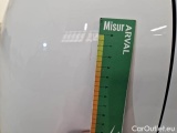  Peugeot  2008 PEUGEOT  / 2019 / 5P / CROSSOVER BLUEHDI 110 ALLURE S/S #61