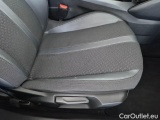  Peugeot  2008 PEUGEOT  / 2019 / 5P / CROSSOVER BLUEHDI 130 EAT8 ALLURE S/S AUT. #14