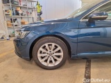  Volkswagen  Passat VOLKSWAGEN  / 2019 / 5P / STATION WAGON VAR. 2.0TDI SCR EVO 90KW BUSINESS DSG #19