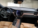  Volvo  XC60 VOLVO  / 2017 / 5P / SUV D4 GEARTR. INSCRIPTION MY21 #3
