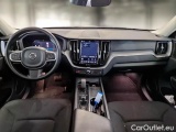 Volvo  XC60 VOLVO  / 2021 / 5P / SUV B4 D AUTOMATICO MOMENTUM PRO #3