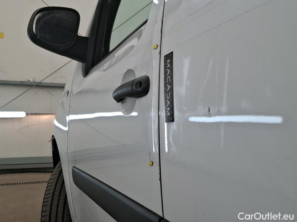  Renault  Kangoo  Express Extra (Série Spéciale) 1.5 dCi 75CV BVM5 E6 #22