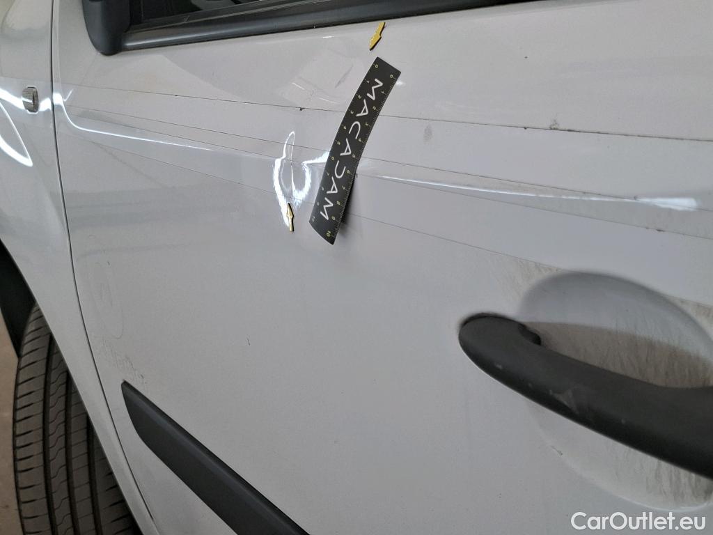  Renault  Kangoo  Express Extra (Série Spéciale) 1.5 dCi 75CV BVM5 E6 #20