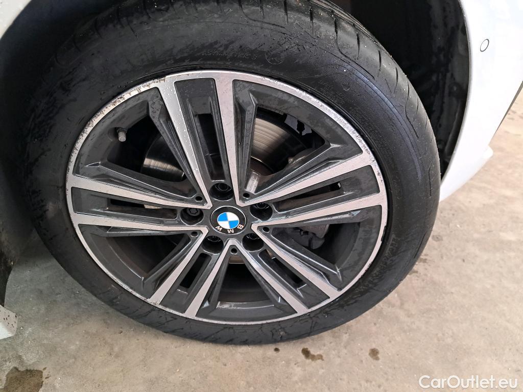  Bmw  Serie 1 BMW Série 1 / 2019 / 5P / Berline 116i DKG7 Business Design #18