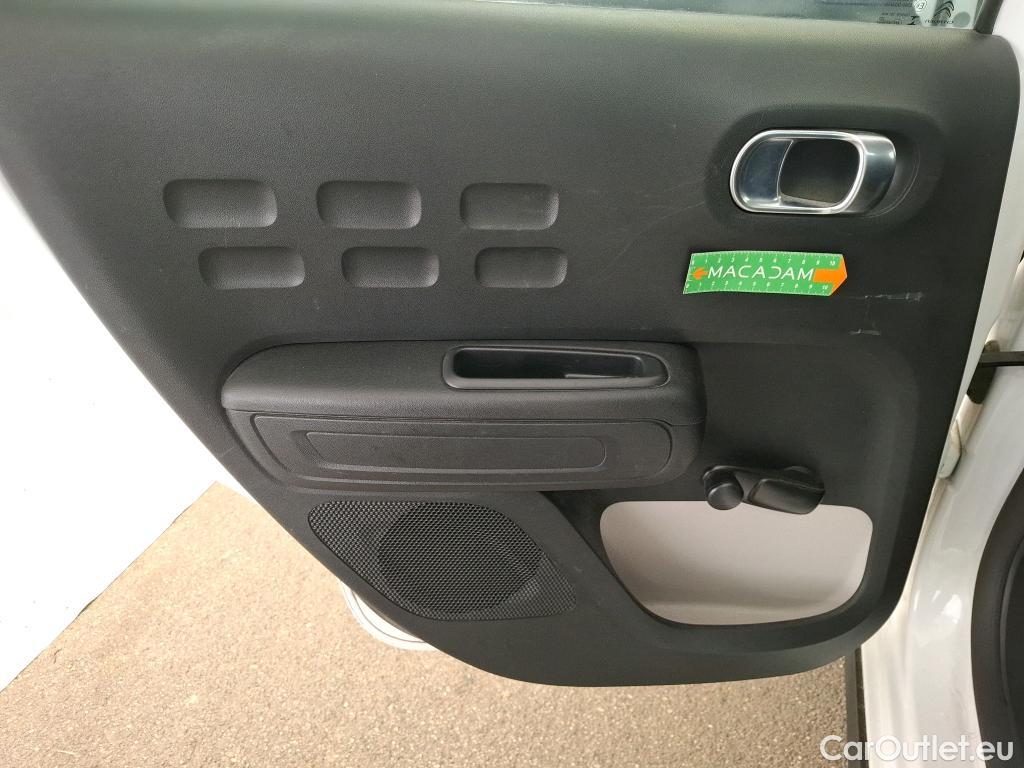  Citroen  C3  Société Feel 1.5 BlueHDI 100CV BVM6 E6d #38