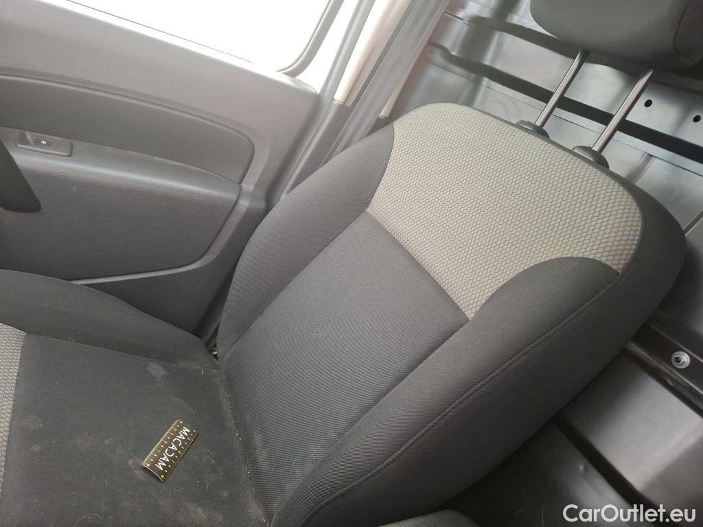  Renault  Kangoo  Express Extra (Série Spéciale) 1.5 dCi 75CV BVM5 E6 #50