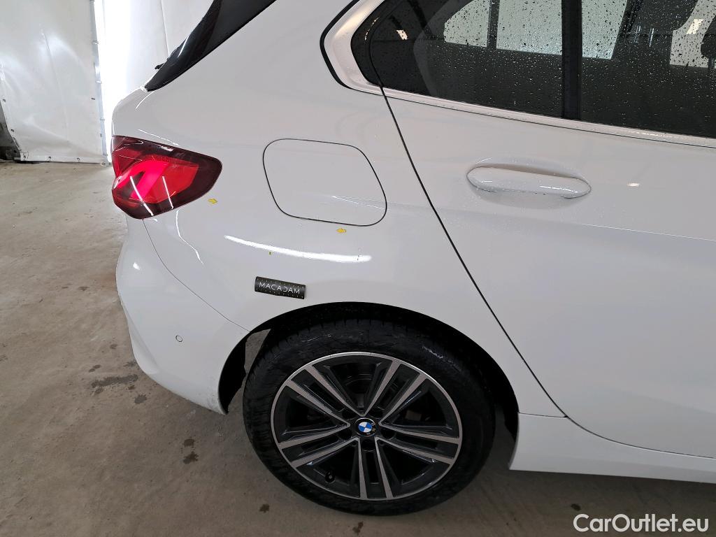  Bmw  Serie 1 BMW Série 1 / 2019 / 5P / Berline 116i DKG7 Business Design #4