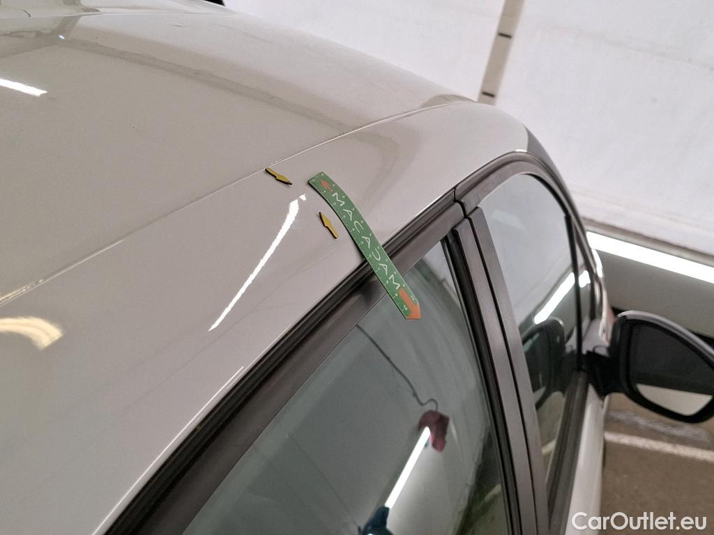  Citroen  C3  Société Feel 1.5 BlueHDI 100CV BVM6 E6d #100