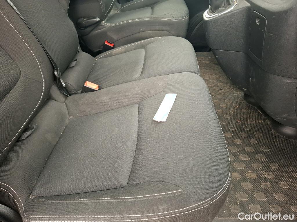  Renault  Trafic  III Fourgon L2H1 1300 Grand Confort 2.0 dCi 145CV BVM6 E6dT #19