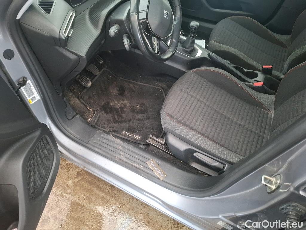  Peugeot  2008  Active Business 1.2 PureTech 100CV BVM6 E6d
 #36