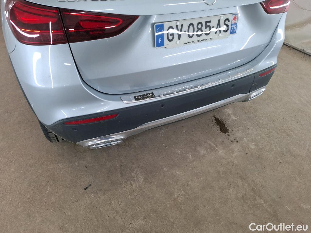 Mercedes  GLA MERCEDES-BENZ  / 2023 / 5P / SUV  250 e Business Line DCT #12