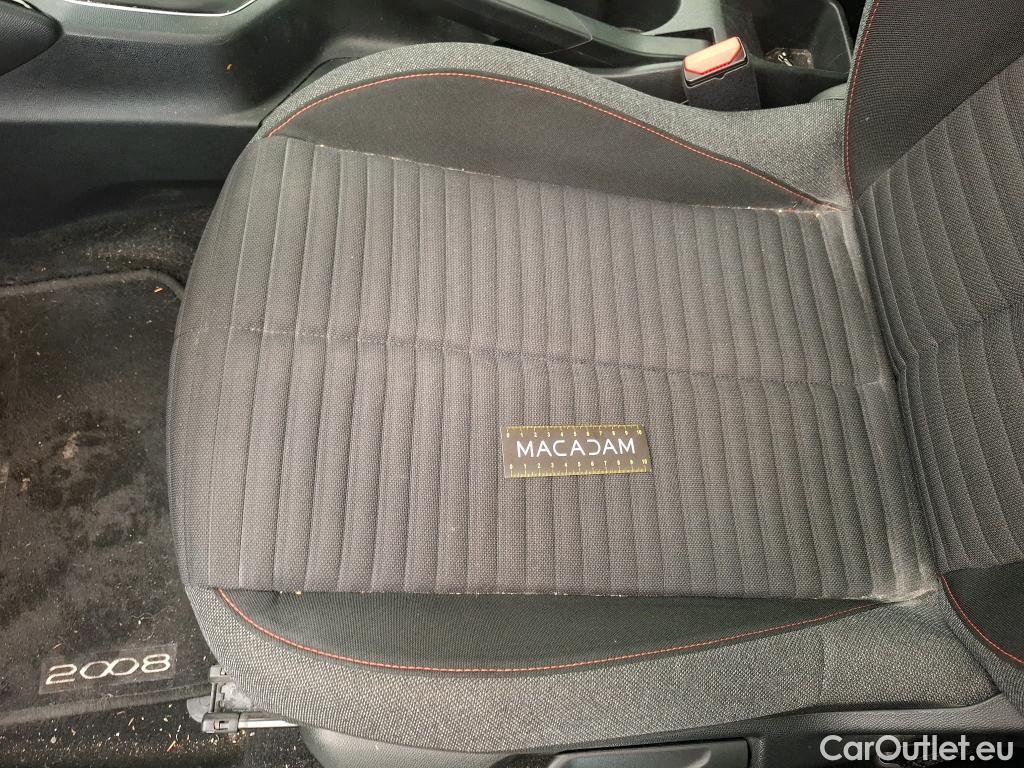  Peugeot  2008  Active Business 1.2 PureTech 100CV BVM6 E6d
 #70