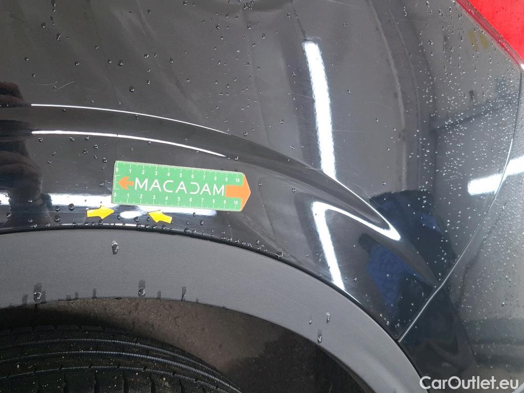  Renault  Kadjar RENAULT  / 2018 / 5P / Crossover Business TCe 140 EDC FAP #36