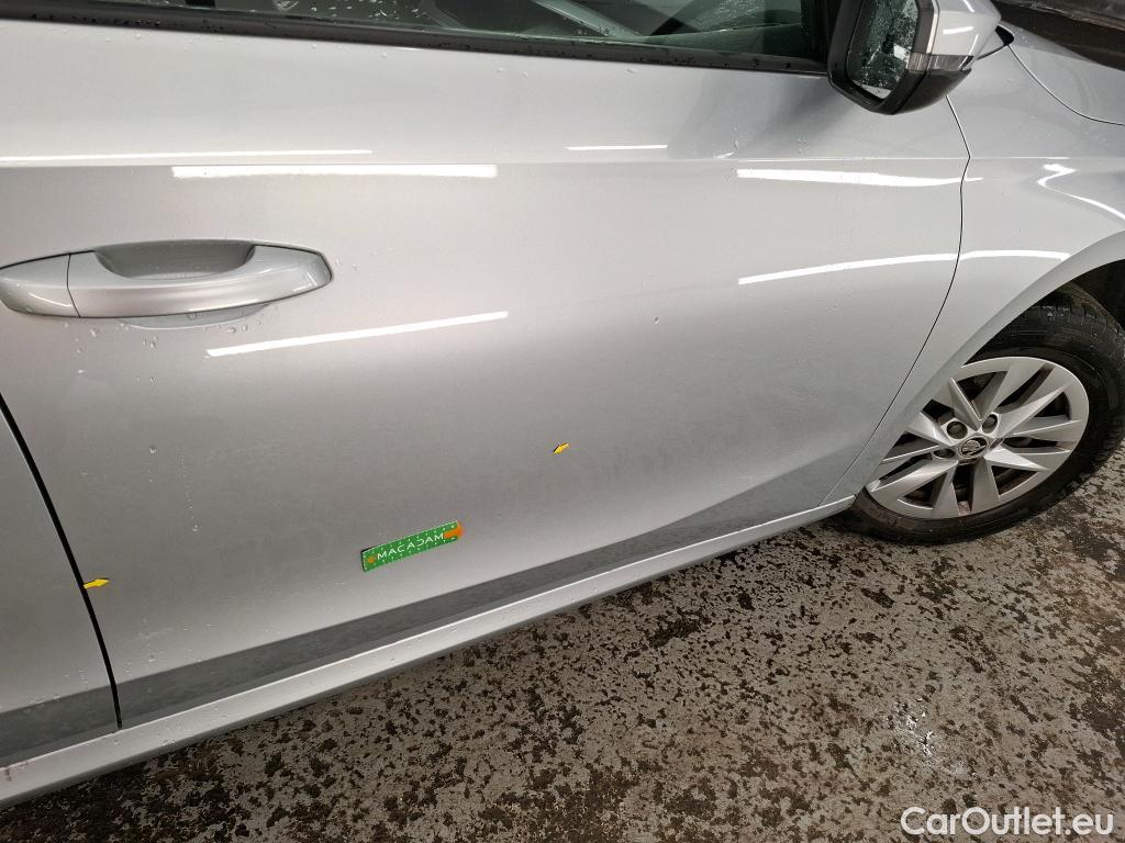  Skoda  Fabia  Ambition 1.0 MPI 80CV BVM5 E6d #33