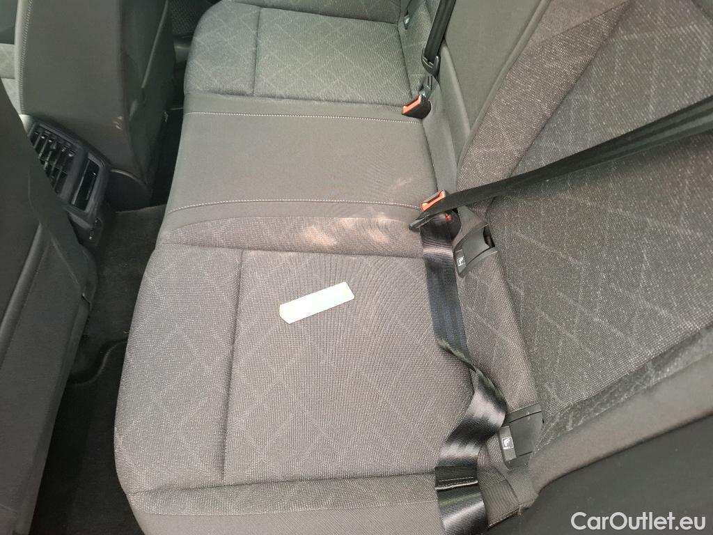  Volkswagen  Golf  VIII Berline Life Plus 2.0 TDI 115CV BVA7 E6d #17