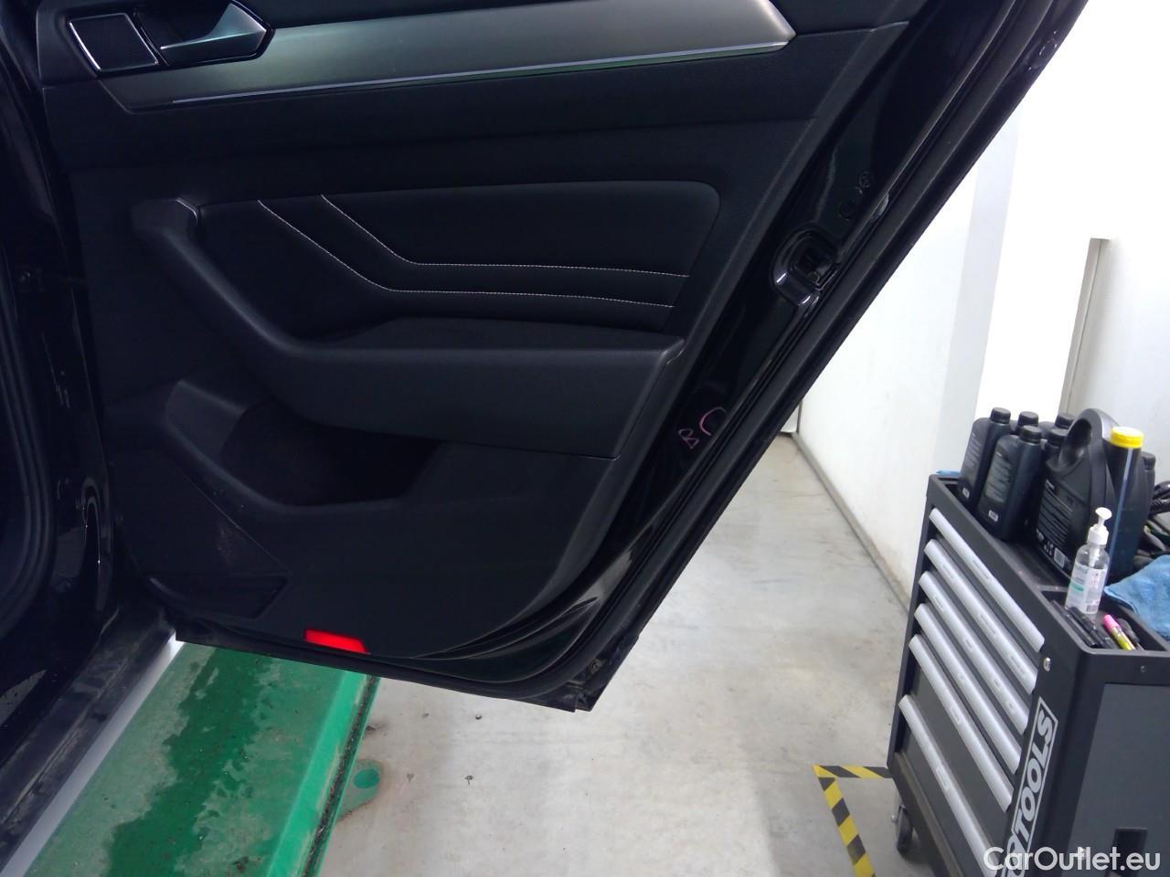  Volkswagen  Passat Pass. All TDI200 ExBuEd 4M Aut #16