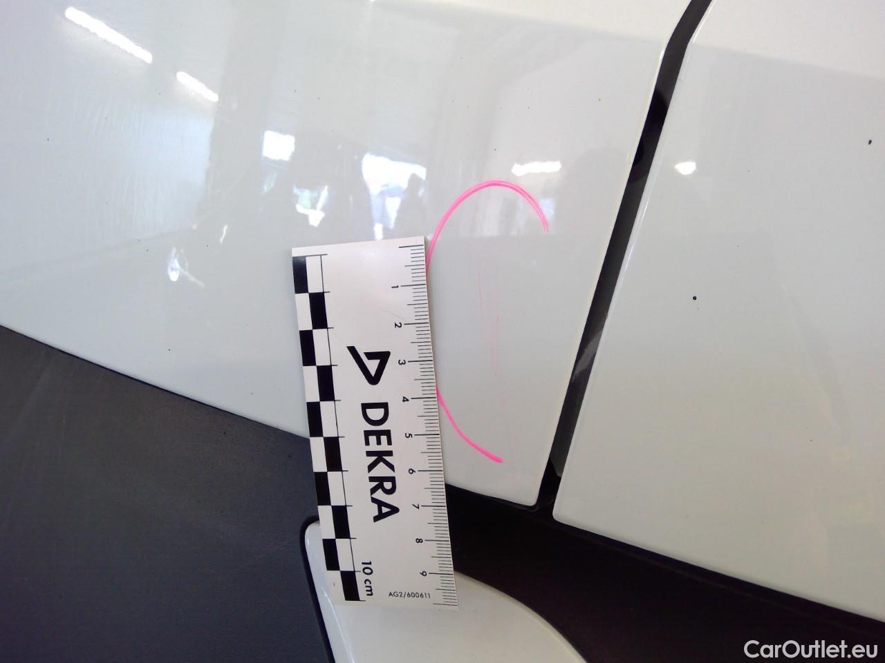  Volkswagen  ID.4  EV 77kWh Pro Performance #17