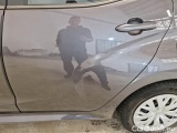  Toyota  Yaris TOYOTA  / 2020 / 5P / BERLINA HYBRID BUSINESS MY20 #76