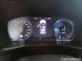  Volvo  XC 40 VOLVO XC40 / 2021 / 5P / SUV T5 RECHARGE PLUG-IN AUTO PLUS DARK #4