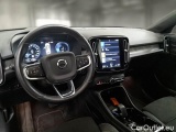  Volvo  XC 40 VOLVO XC40 / 2021 / 5P / SUV T5 RECHARGE PLUG-IN AUTO ULTIMATE DARK #3