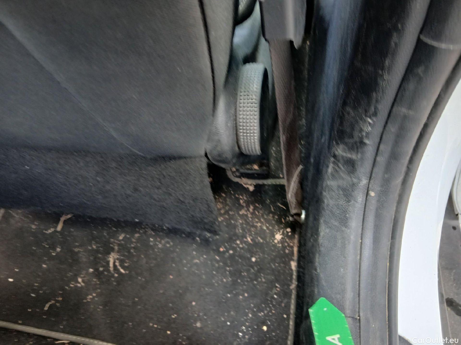  KIA  XCeed KIA  / 2019 / 5P / todoterreno 1.0 T-GDi Drive 88kW (120CV) #50