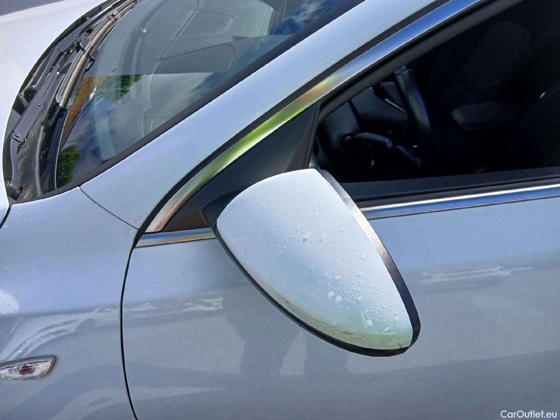  KIA  XCeed KIA  / 2019 / 5P / todoterreno 1.0 T-GDi Drive 88kW (120CV) #11