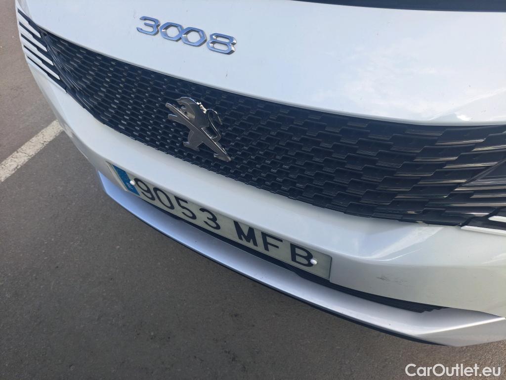  Peugeot  3008 PEUGEOT  / 2020 / 5P / todoterreno 1.5 BlueHDi 96kW S&S GT EAT8 #16