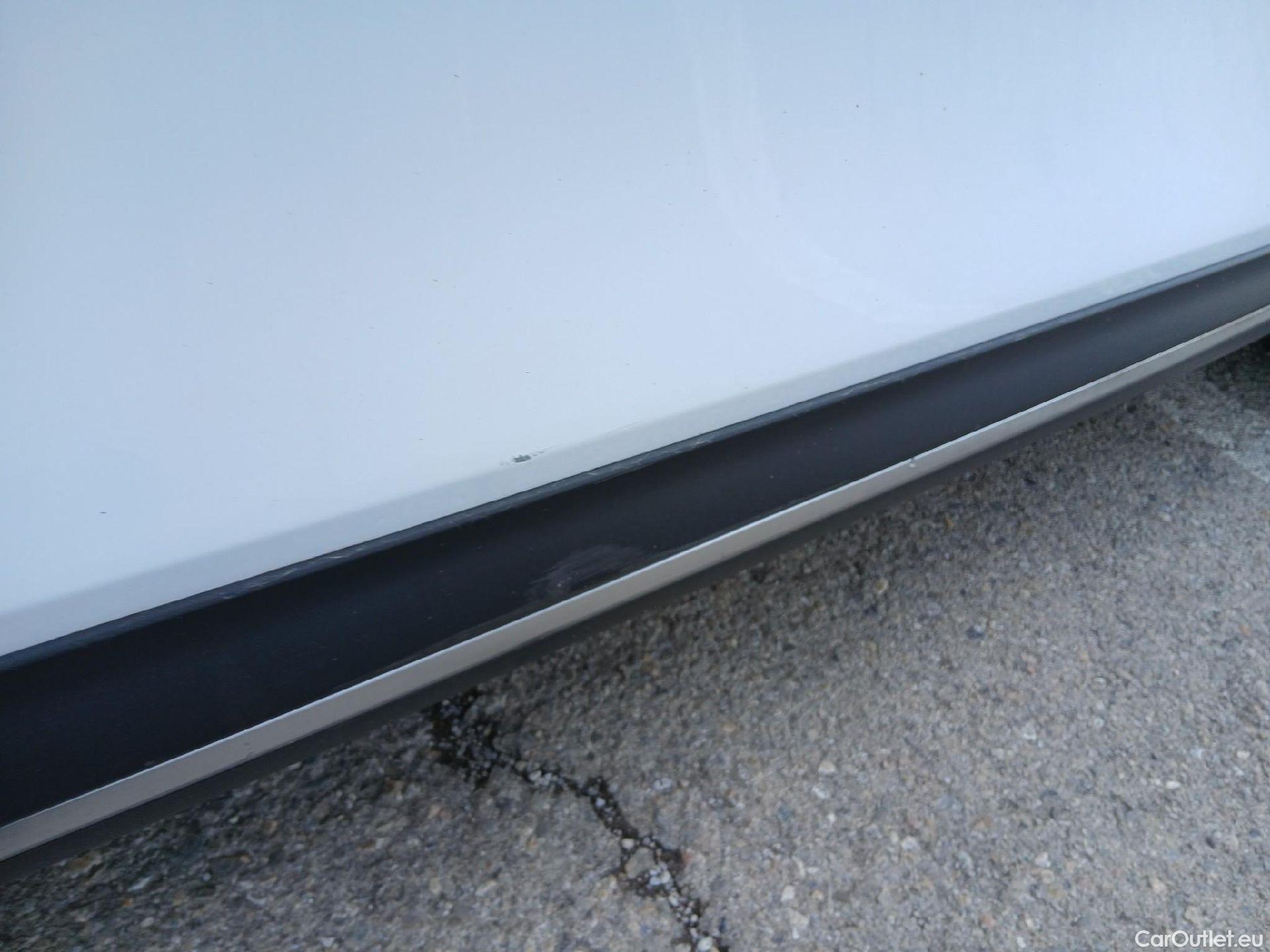  KIA  XCeed KIA  / 2019 / 5P / todoterreno 1.0 T-GDi Drive 88kW (120CV) #38