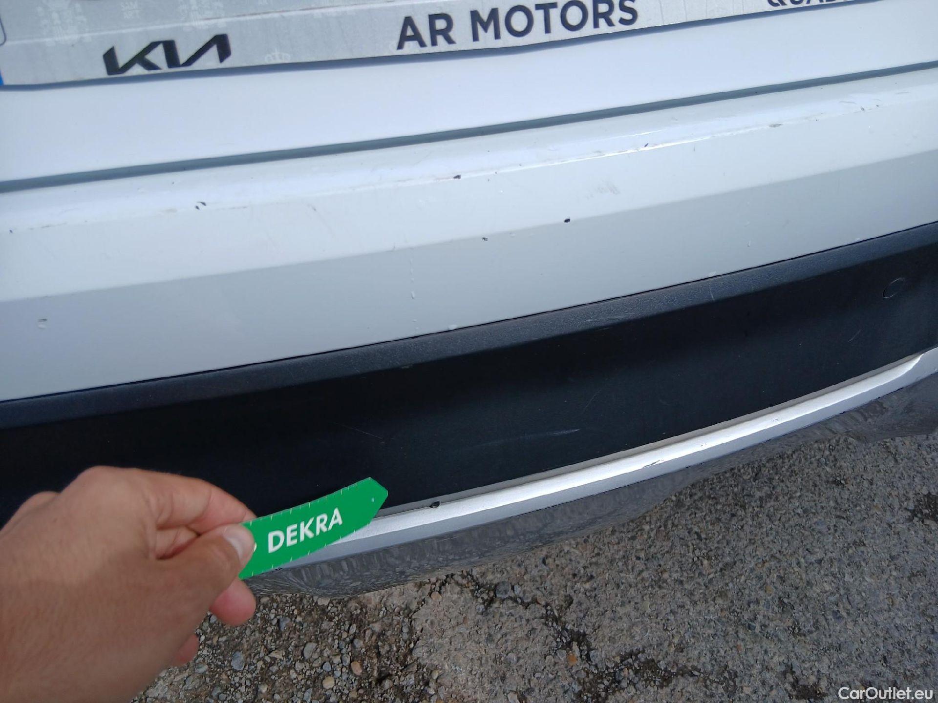  KIA  XCeed KIA  / 2019 / 5P / todoterreno 1.0 T-GDi Drive 88kW (120CV) #22