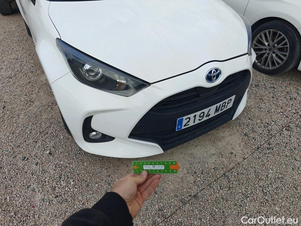  Toyota  Yaris TOYOTA   1.5 120H Business Plus #46