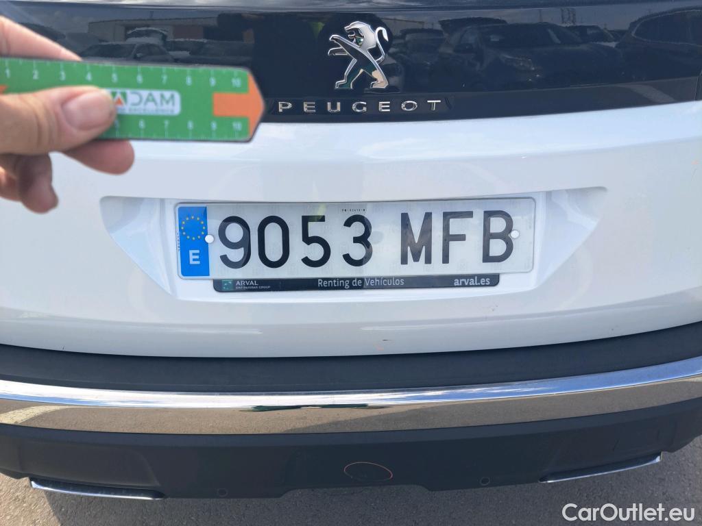  Peugeot  3008 PEUGEOT  / 2020 / 5P / todoterreno 1.5 BlueHDi 96kW S&S GT EAT8 #13