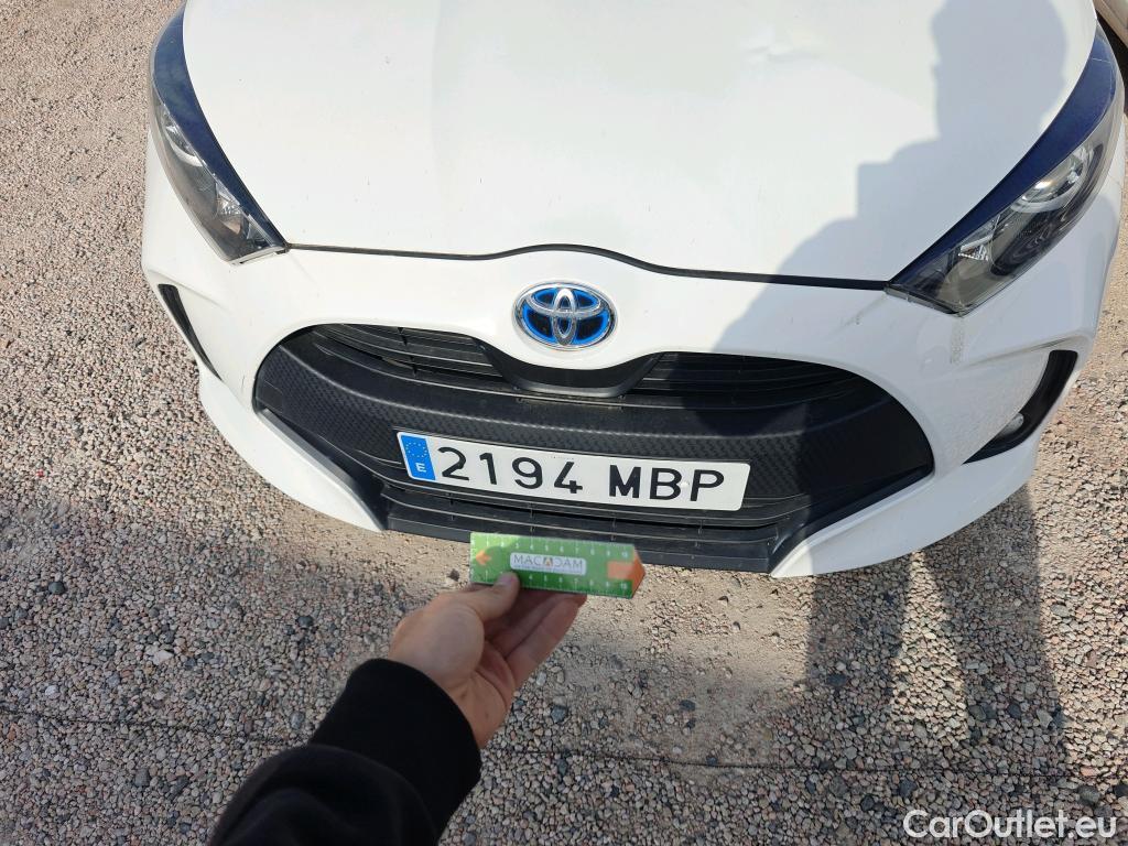  Toyota  Yaris TOYOTA   1.5 120H Business Plus #56