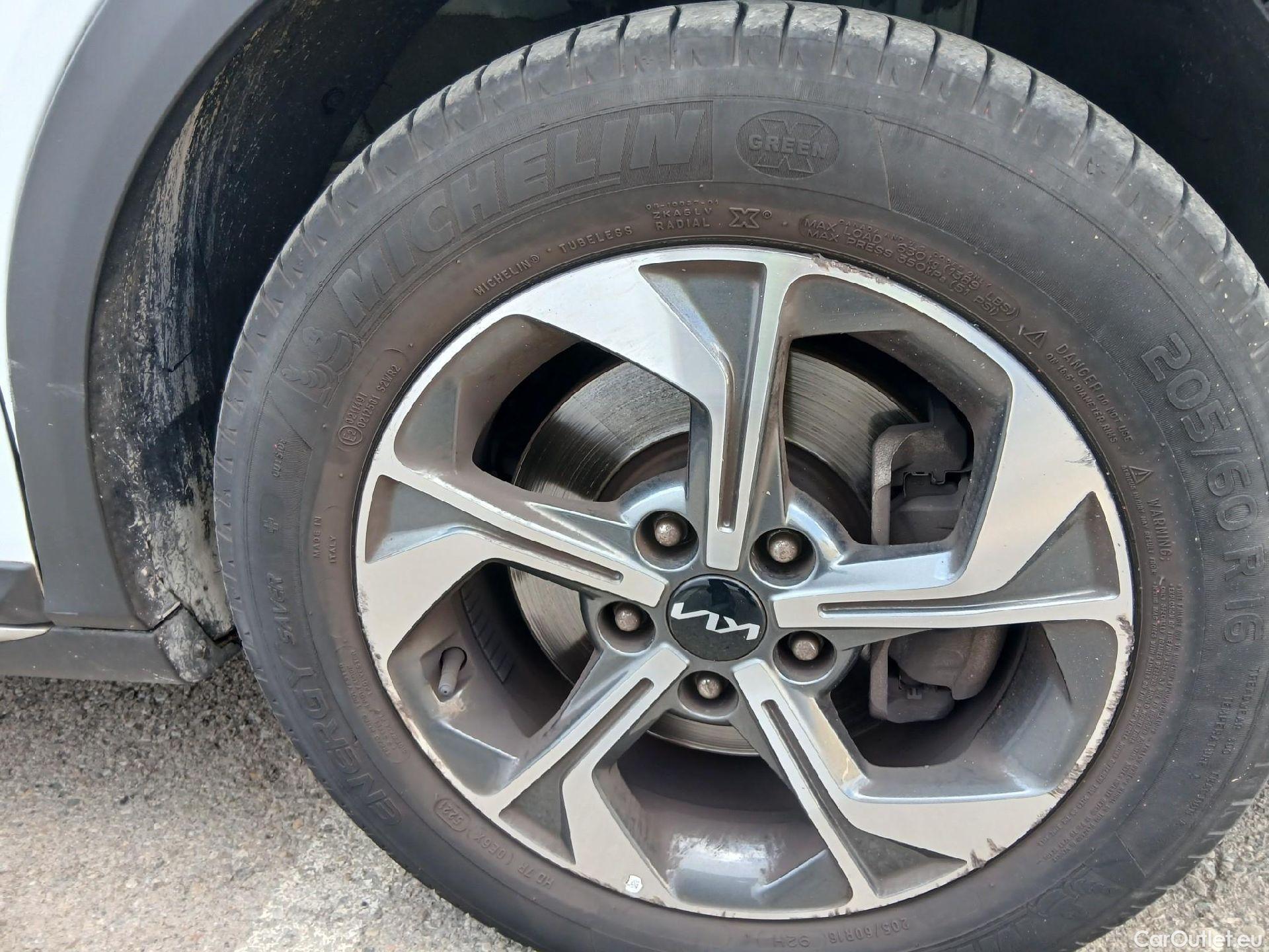  KIA  XCeed KIA  / 2019 / 5P / todoterreno 1.0 T-GDi Drive 88kW (120CV) #45