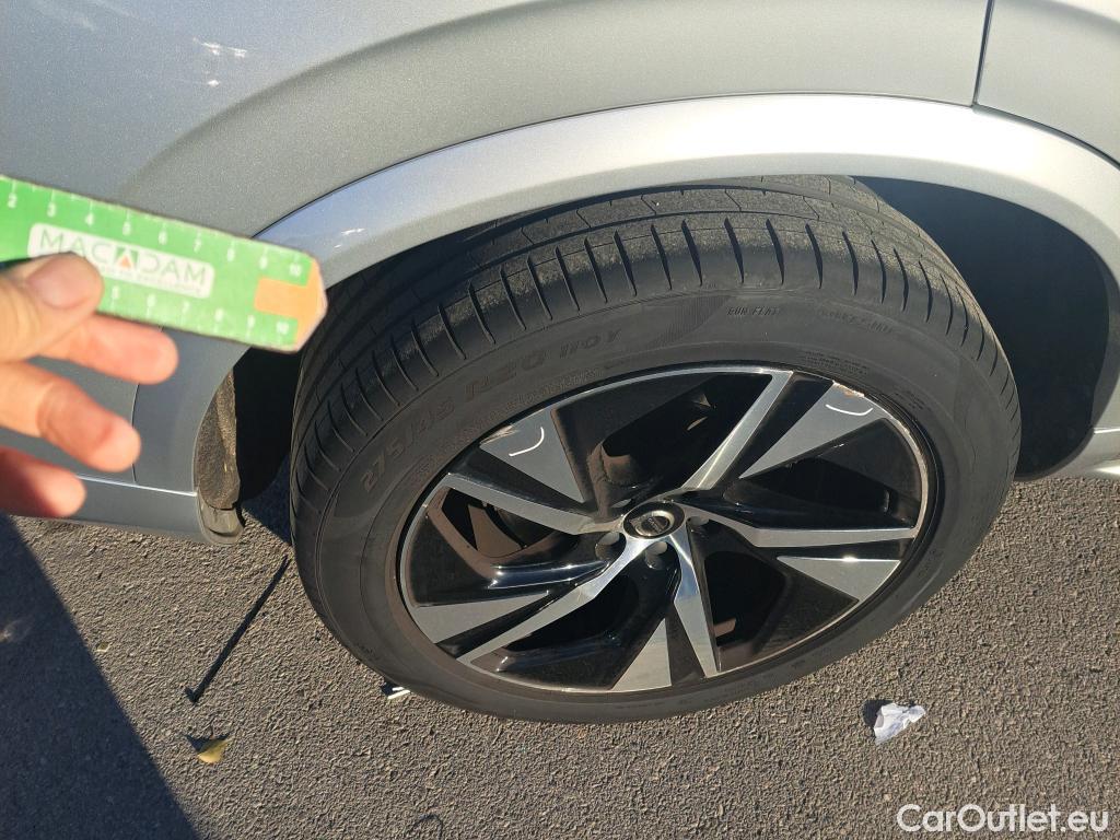  Volvo  XC90 VOLVO  / 2019 / 5P / todoterreno 2.0 B5 D AWD R-Design Auto (CX) #7