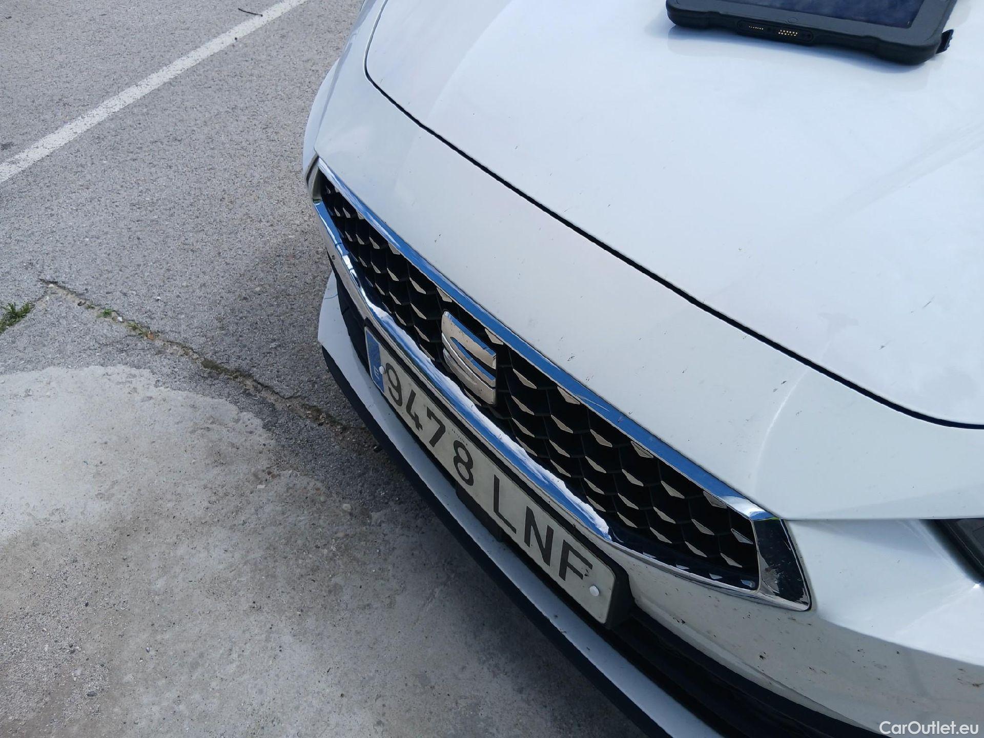  Seat  Leon SEAT Nuevo León / 2020 / 5P / familiar SP 1.4 e-Hybrid DSG S&S Xcellence Go L #3