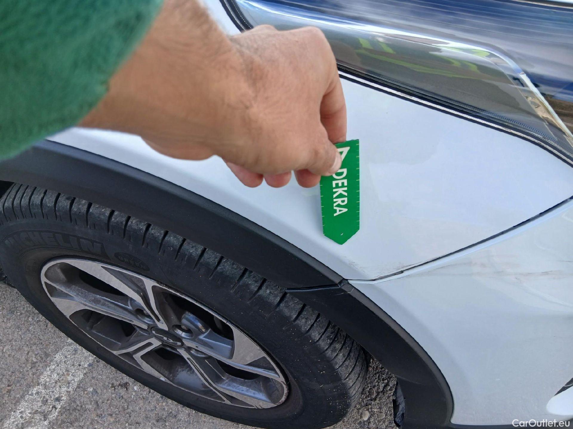  KIA  XCeed KIA  / 2019 / 5P / todoterreno 1.0 T-GDi Drive 88kW (120CV) #44