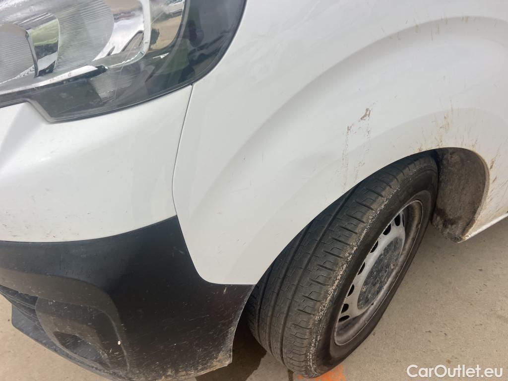  Peugeot  Expert PEUGEOT  / 2016 / 4P / furgón Furgón Premium 1.5 BlueHDi 100 Standard (AC) #21
