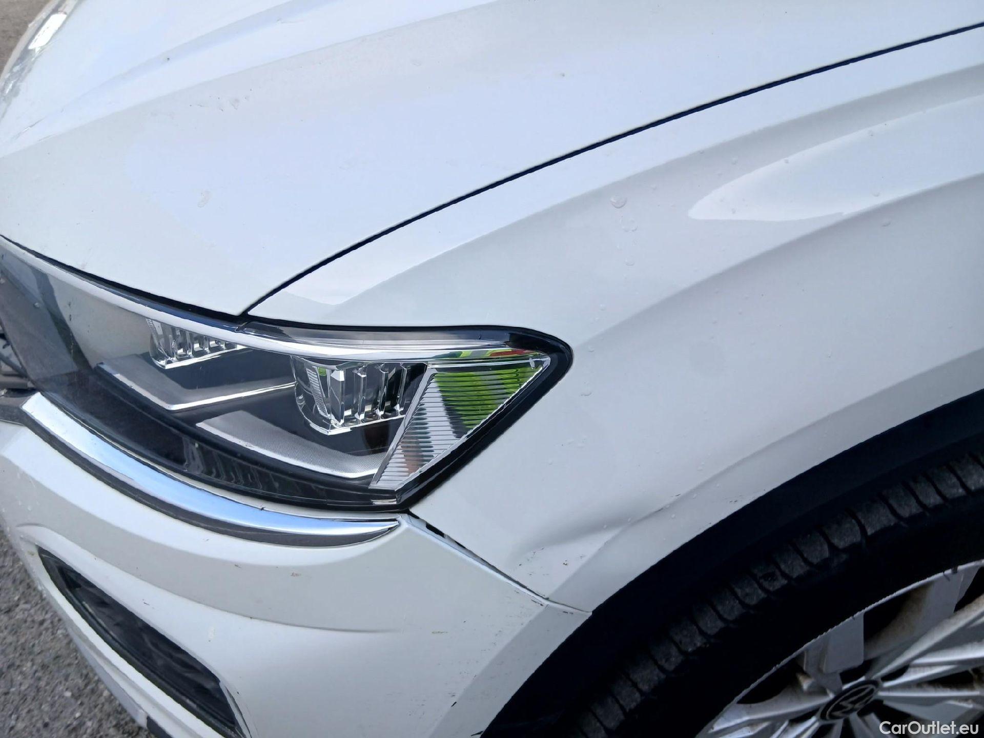 Volkswagen  T-ROC VOLKSWAGEN  / 2017 / 5P / todoterreno Advance 1.0 TSI 81kW (110CV) #5