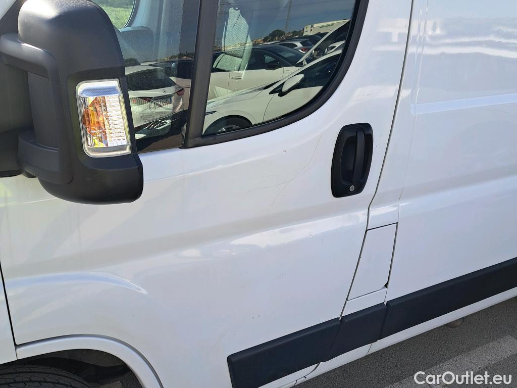  Peugeot  Boxer PEUGEOT  / 2014 / 4P / furgón Pack 330 L1 H1 BHDI 88kW(120CV) S&S 6 V. #30