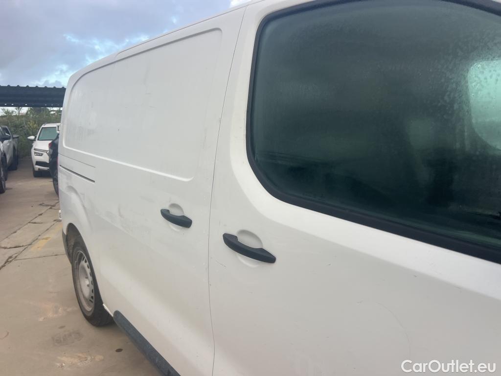  Peugeot  Expert PEUGEOT  / 2016 / 4P / furgón Furgón Premium 1.5 BlueHDi 100 Standard (AC) #28