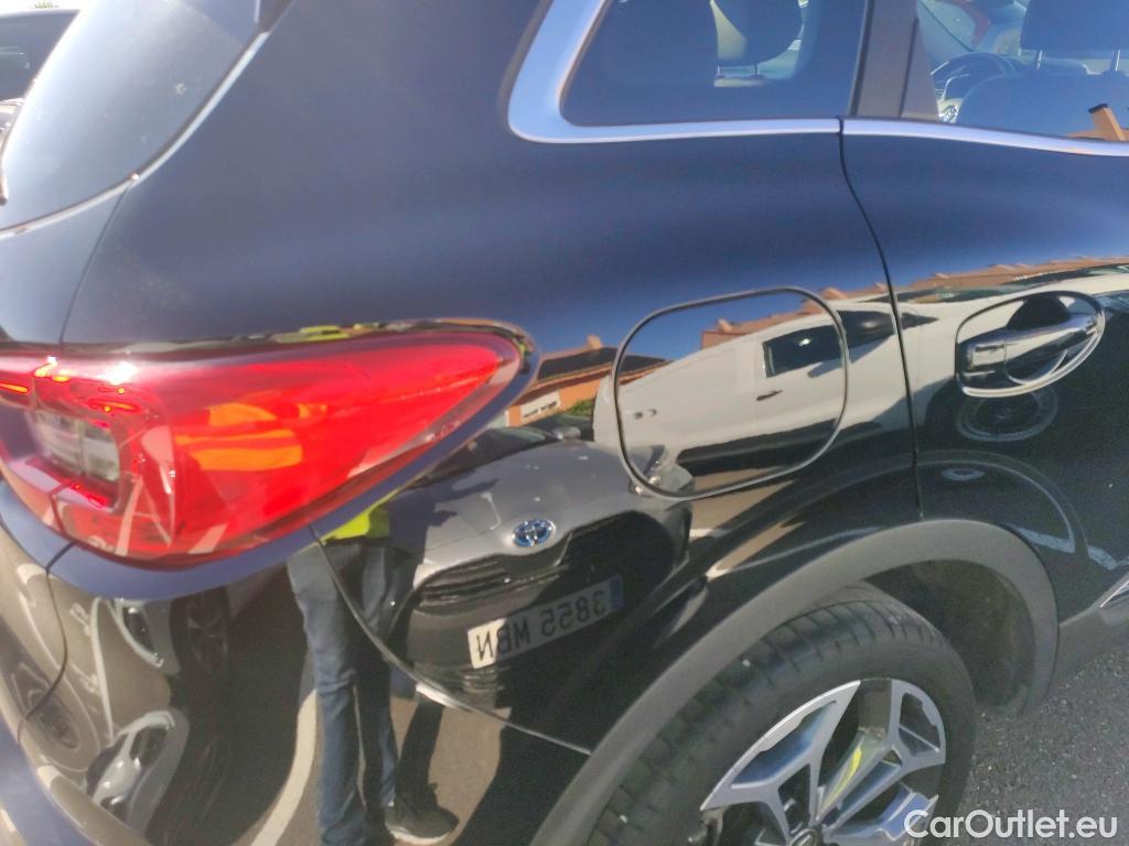  Renault  Kadjar RENAULT  / 2019 / 5P / crossover Zen GPF TCe 103kW (140CV) EDC (AC) #23