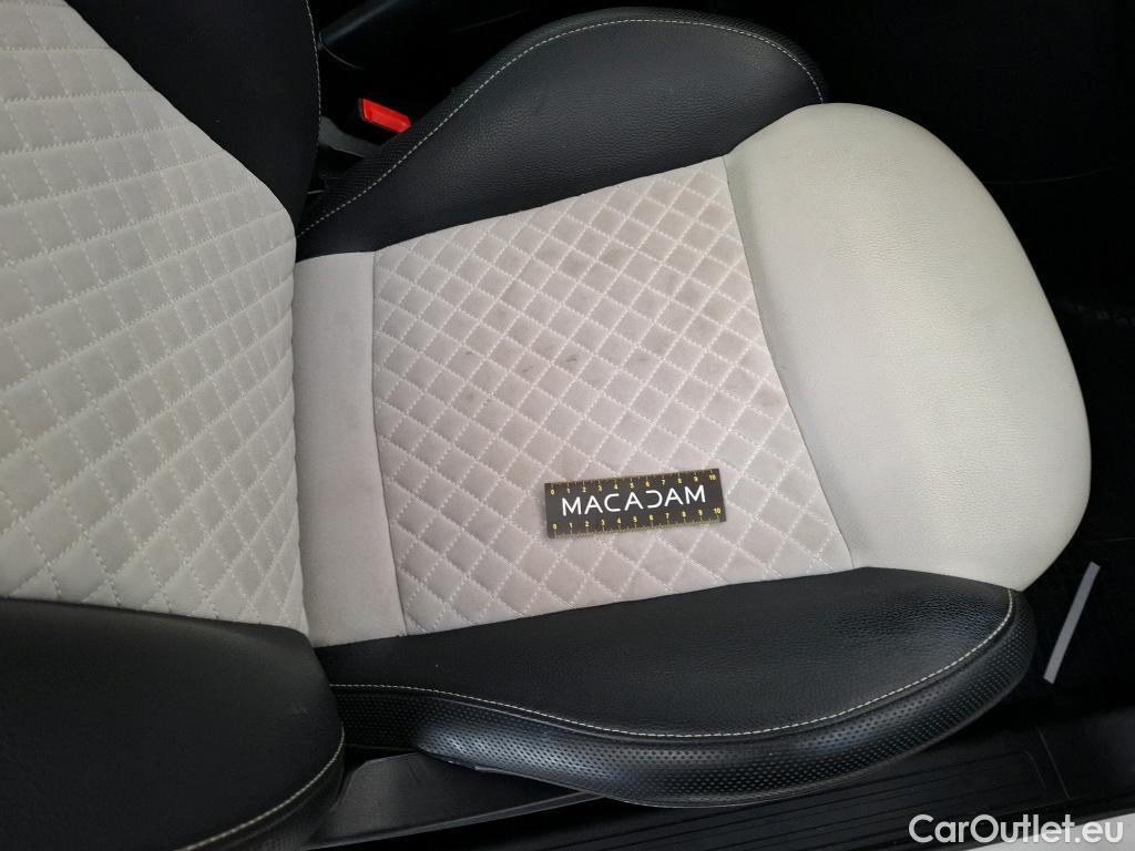  Fiat  500 FIAT  2015 3P Berline 1.0 70ch BSG Dolcevita #17