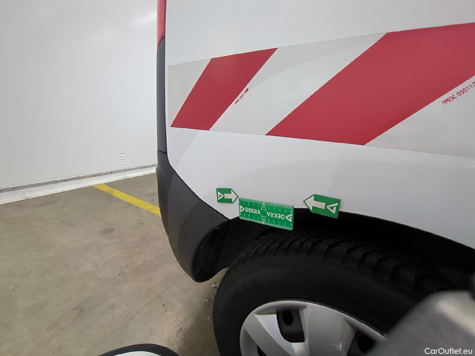  Renault  Kangoo  Express Maxi Extra (Série Spéciale) 1.5 dCi 90CV BVM5 E6 #18