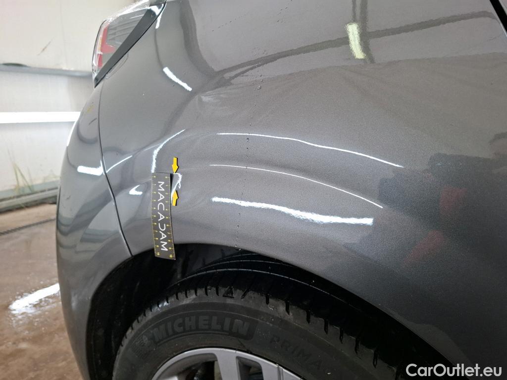  Peugeot  208 PEUGEOT  / 2019 / 5P / Berline Puretech 75 S&S Active Business #24
