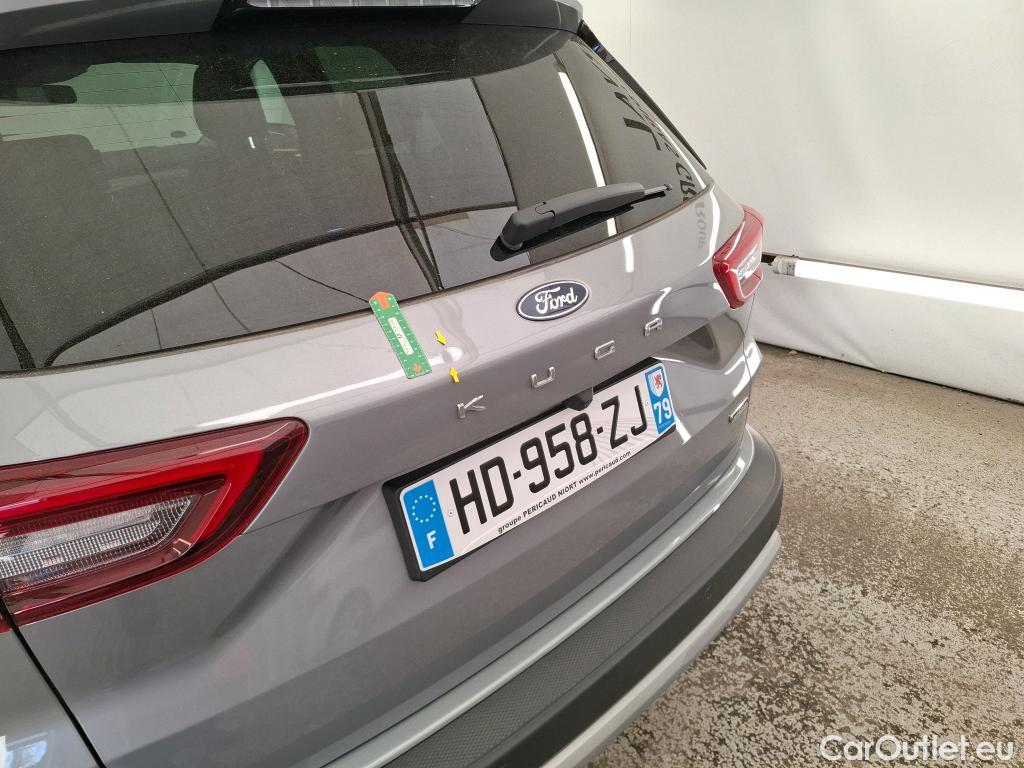  Land Rover  Discovery FORD Kuga / 2023 / 5P / SUV 2.5 Dur 243 hybrid PHEV Pshift Titanium #1