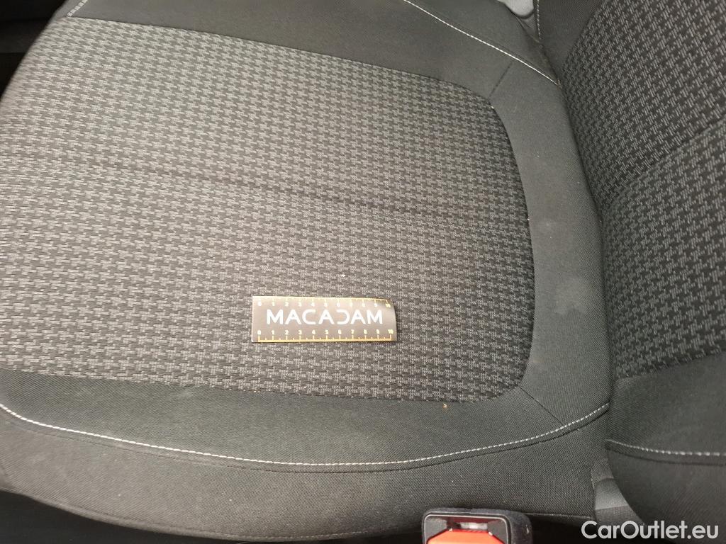  Peugeot  308  / 2017 / 5P / Berline BlueHDi 130 EAT6 S&S ACTIVE BUSINESS / TRANSFO VP/VF #23